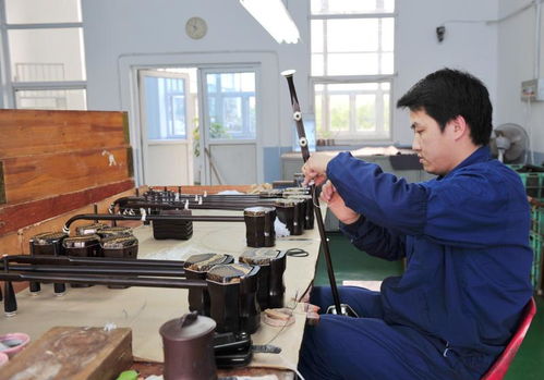 上海民族樂器一廠改制啟新程 老字號奏響產(chǎn)業(yè)升級與國際化交響